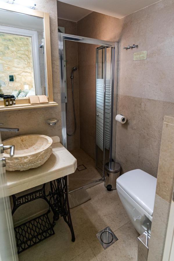 Olea Hotel Pyrgos Dirou Ngoại thất bức ảnh