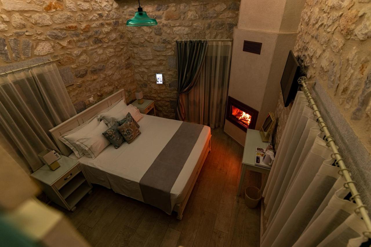 Olea Hotel Pyrgos Dirou Ngoại thất bức ảnh