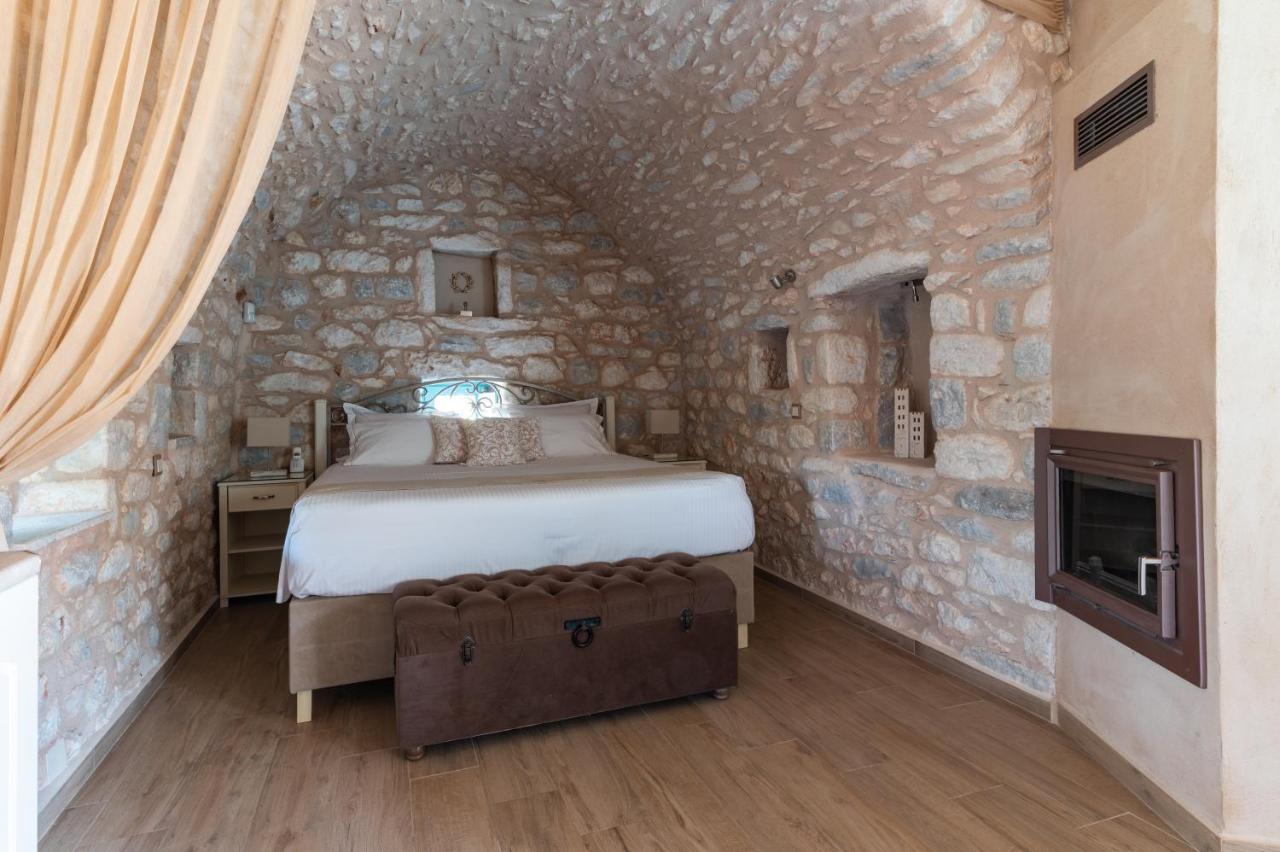 Olea Hotel Pyrgos Dirou Ngoại thất bức ảnh