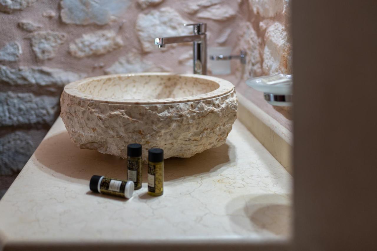 Olea Hotel Pyrgos Dirou Ngoại thất bức ảnh