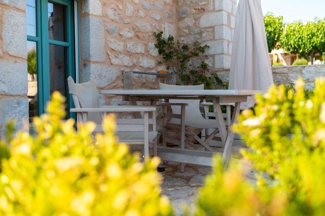 Olea Hotel Pyrgos Dirou Ngoại thất bức ảnh